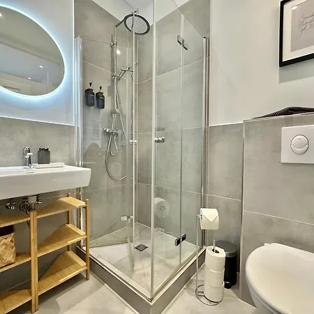 250m Rhein - Ruhig - Hbf - Boxspringbett - K-111-s Apartment *