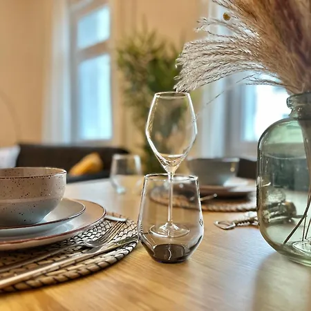 Apartamento 250m Rhein - Ruhig - Hbf - Boxspringbett - K-111-s *