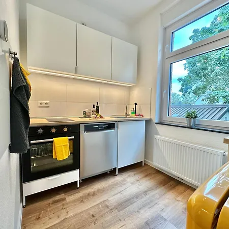 250m Rhein - Ruhig - Hbf - Boxspringbett - K-111-s *