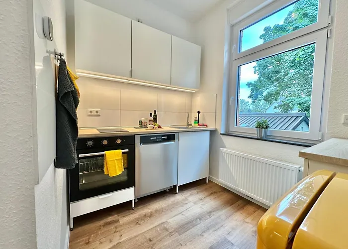 250m Rhein - Ruhig - Hbf - Boxspringbett - K-111-s *